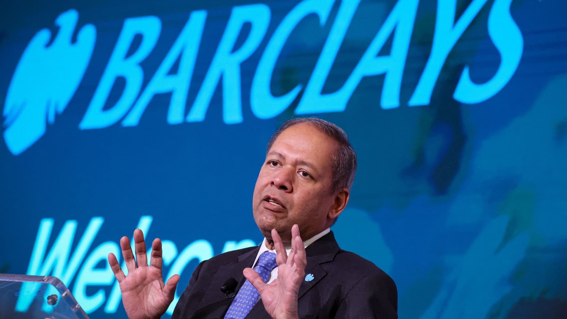 Barclays plans around 5,000 job cuts in AI efficiency drive