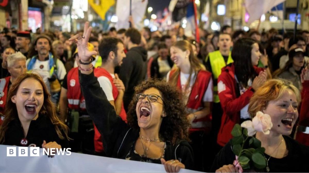 Al Jazeera Reports Thousands at Final Student Rally Before Serbia Vote
