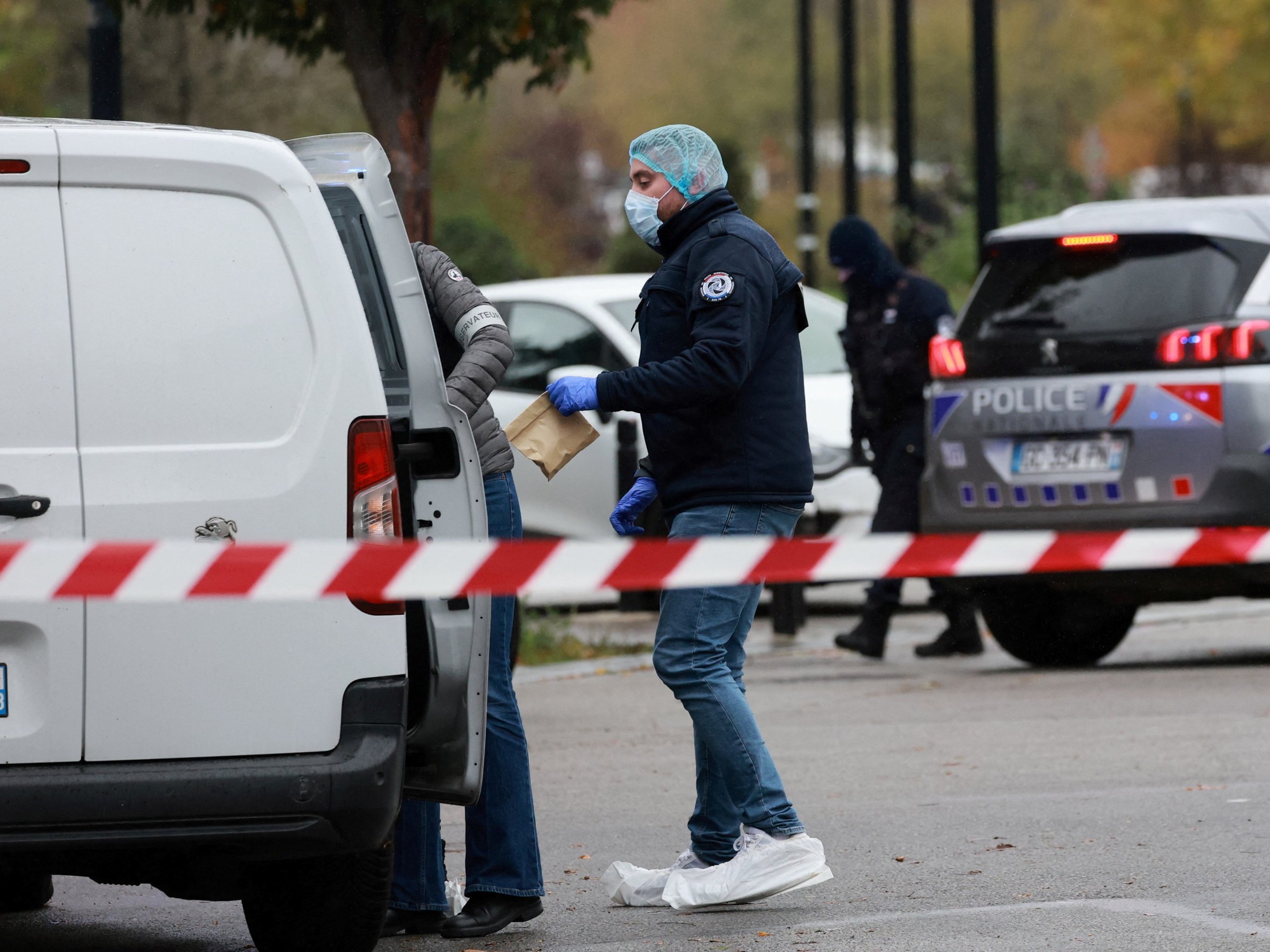 One Killed and Four Injured in Shooting Near Paris