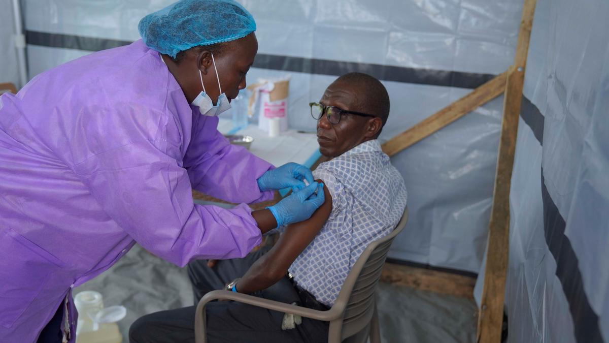 Ebola Vaccine Trial Targeting Bundibugyo Strain Begins in DRC