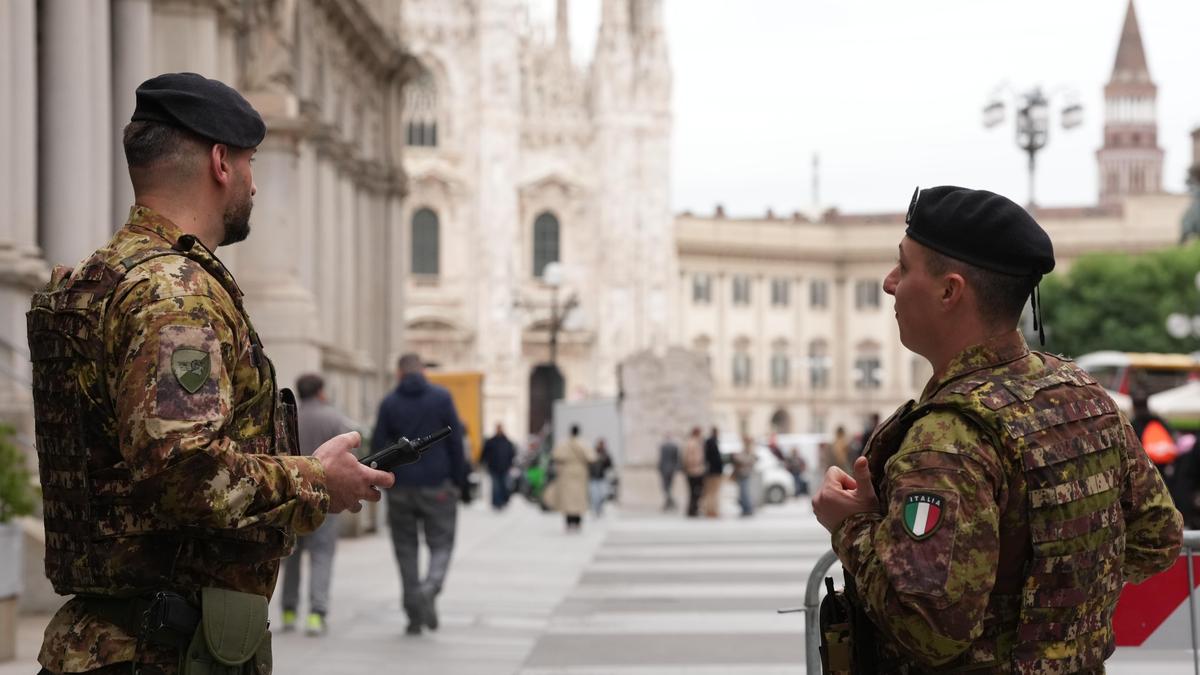 L'Italia invia centinaia di soldati a Milano tra le proteste previste