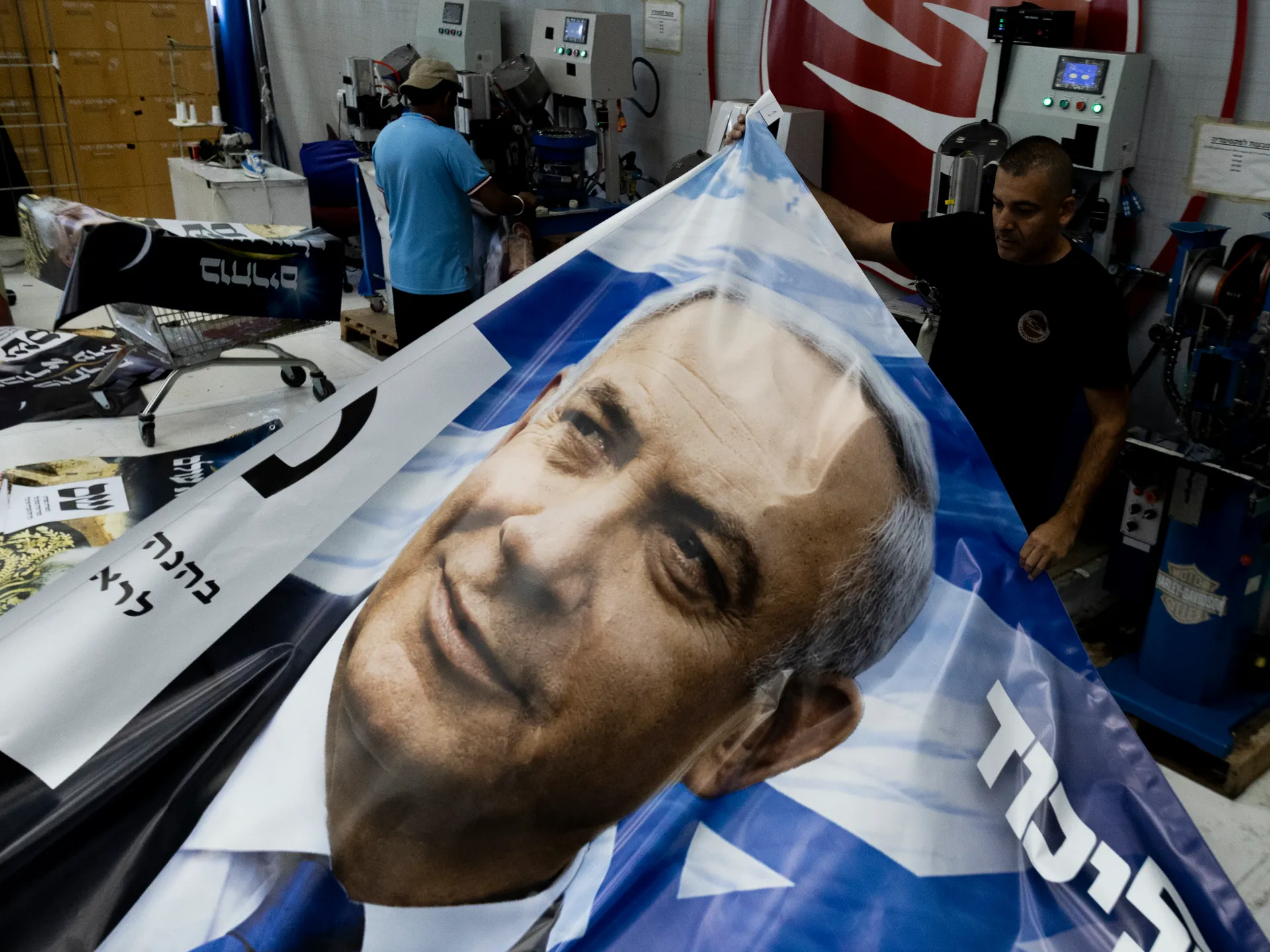 AI, Bots and Deepfakes Shape Israel’s Election Campaign