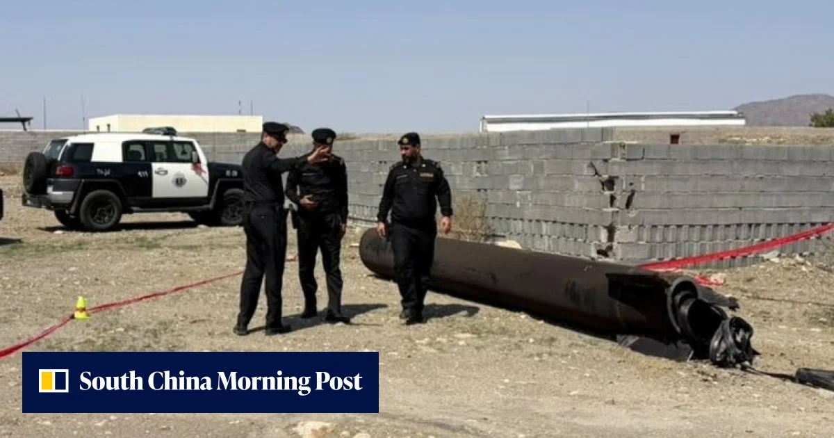 Gli Houthi rivendicano un nuovo attacco all'aeroporto di Riad, la coalizione saudita dichiara di aver intercettato un missile