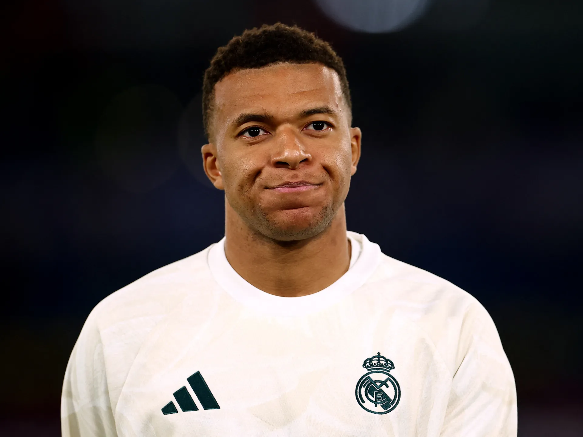 Mbappé apologises to Chinese fans after Mao Zedong remark sparks backlash