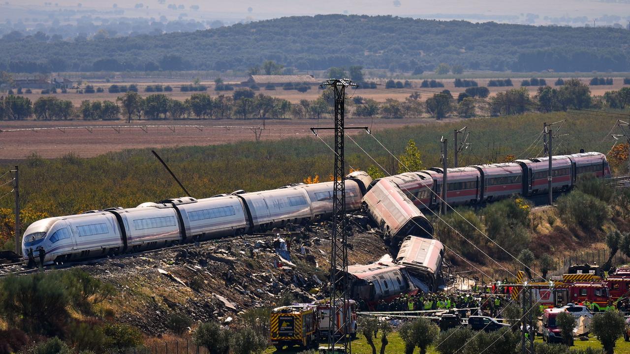 At least 10 killed in train collision in Spain as Madrid–Andalusia line is suspended
