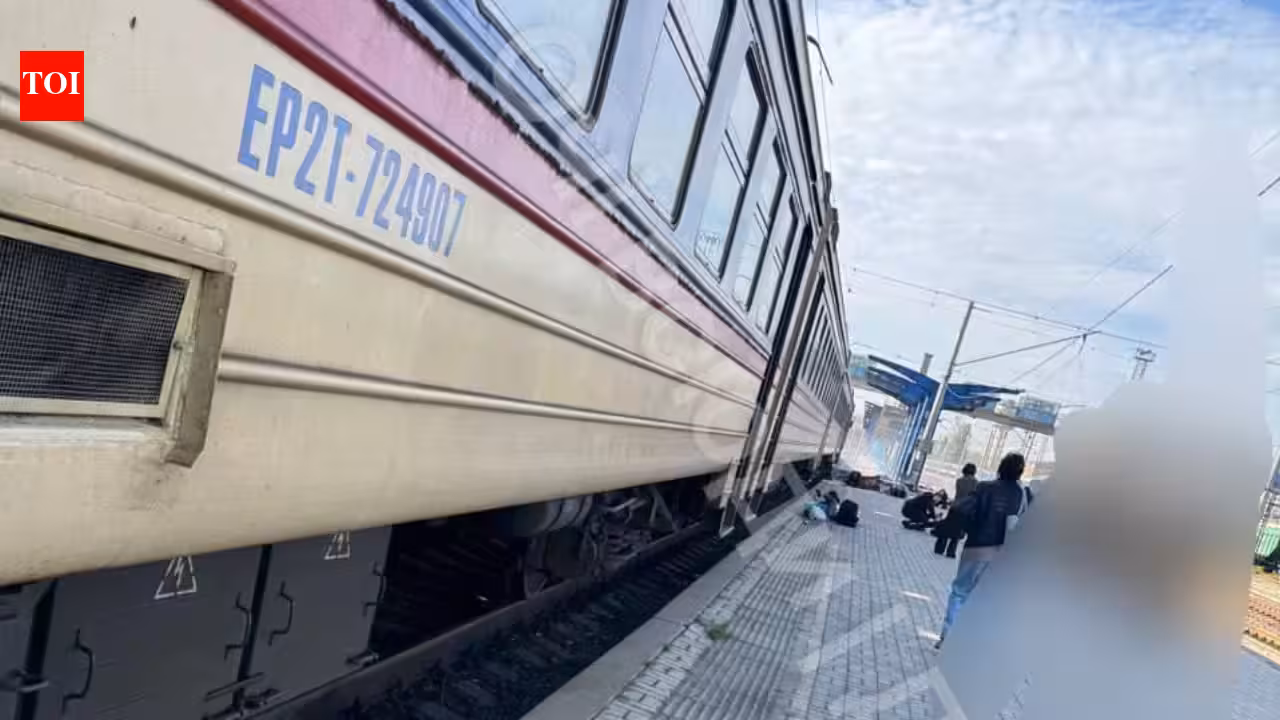 Attacco di un drone russo alla stazione ferroviaria di Dnipro: almeno 13 morti