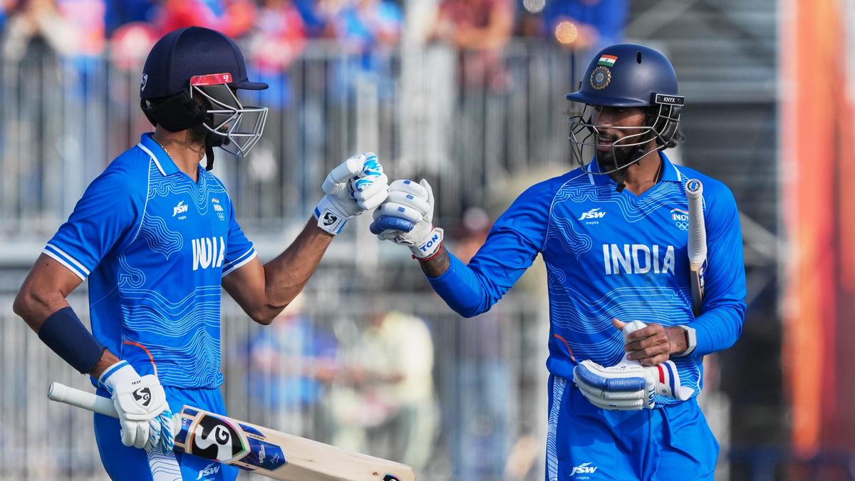 The Hindu: India reaches 211/6 against Pakistan in Asian Games gold-medal clash