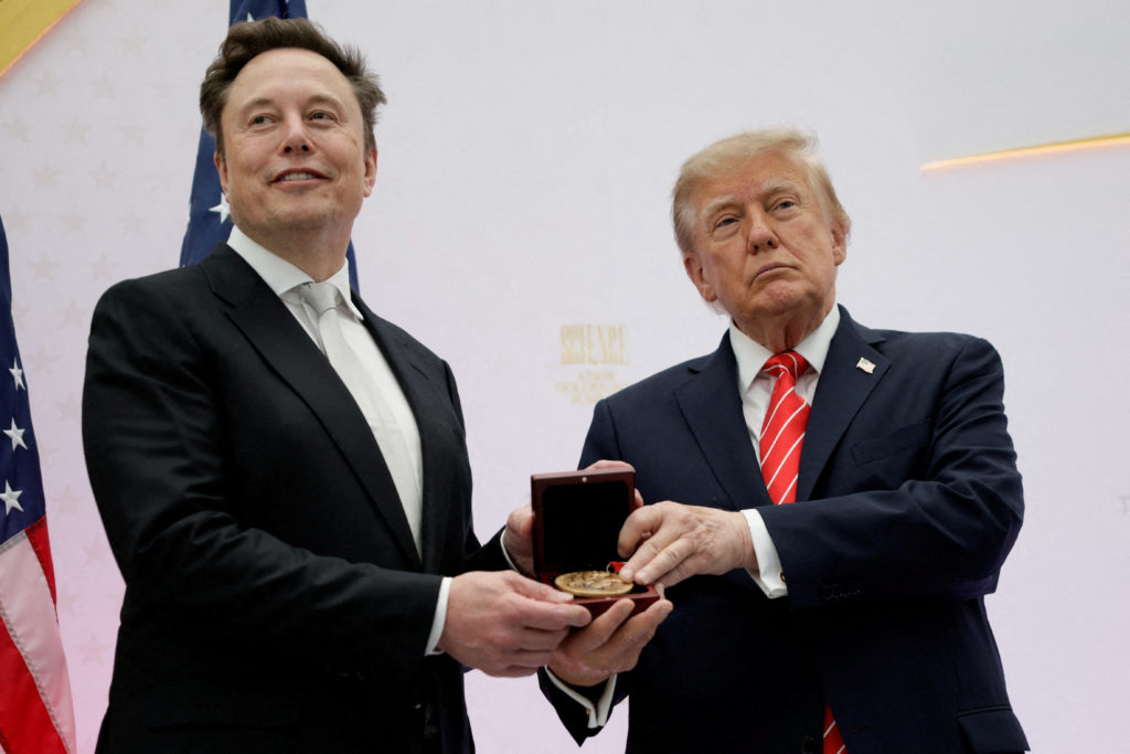 Musk has given more than $276 million to Republicans in the midterm elections